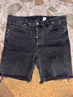 black jean shorts